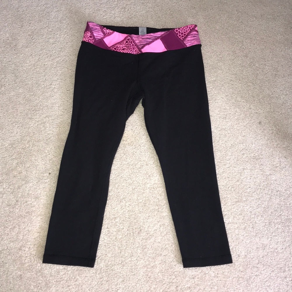 Black Ivivva leggings